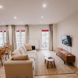 And Cozy In Apart-hotel Bruxelas