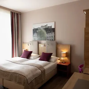 Max70 Austria