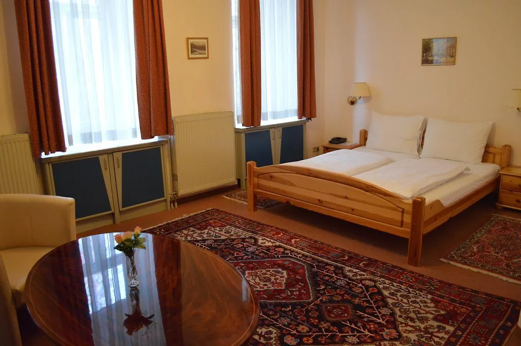 Bed & Breakfast Hotel Pension Walzerstadt Vienna
