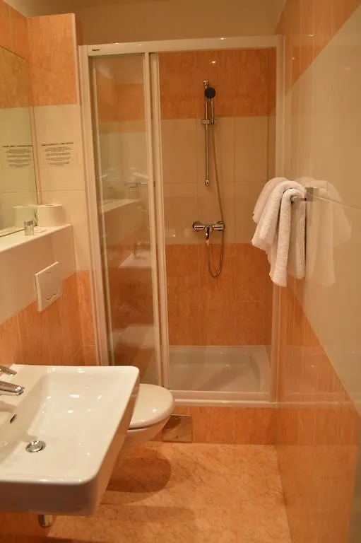 Hotel Pension Walzerstadt Vienna
