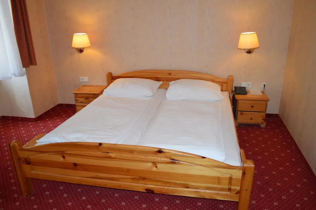*** Bed & Breakfast Hotel Pension Walzerstadt Vienna Austria