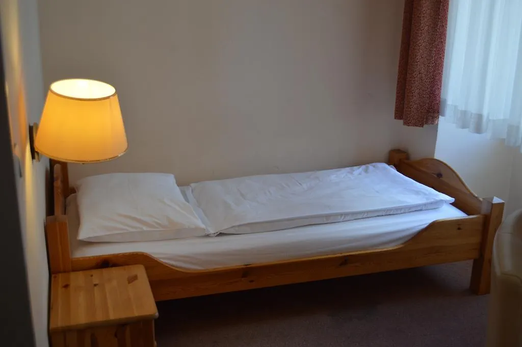 Hotel Pension Walzerstadt Vienna 3*,