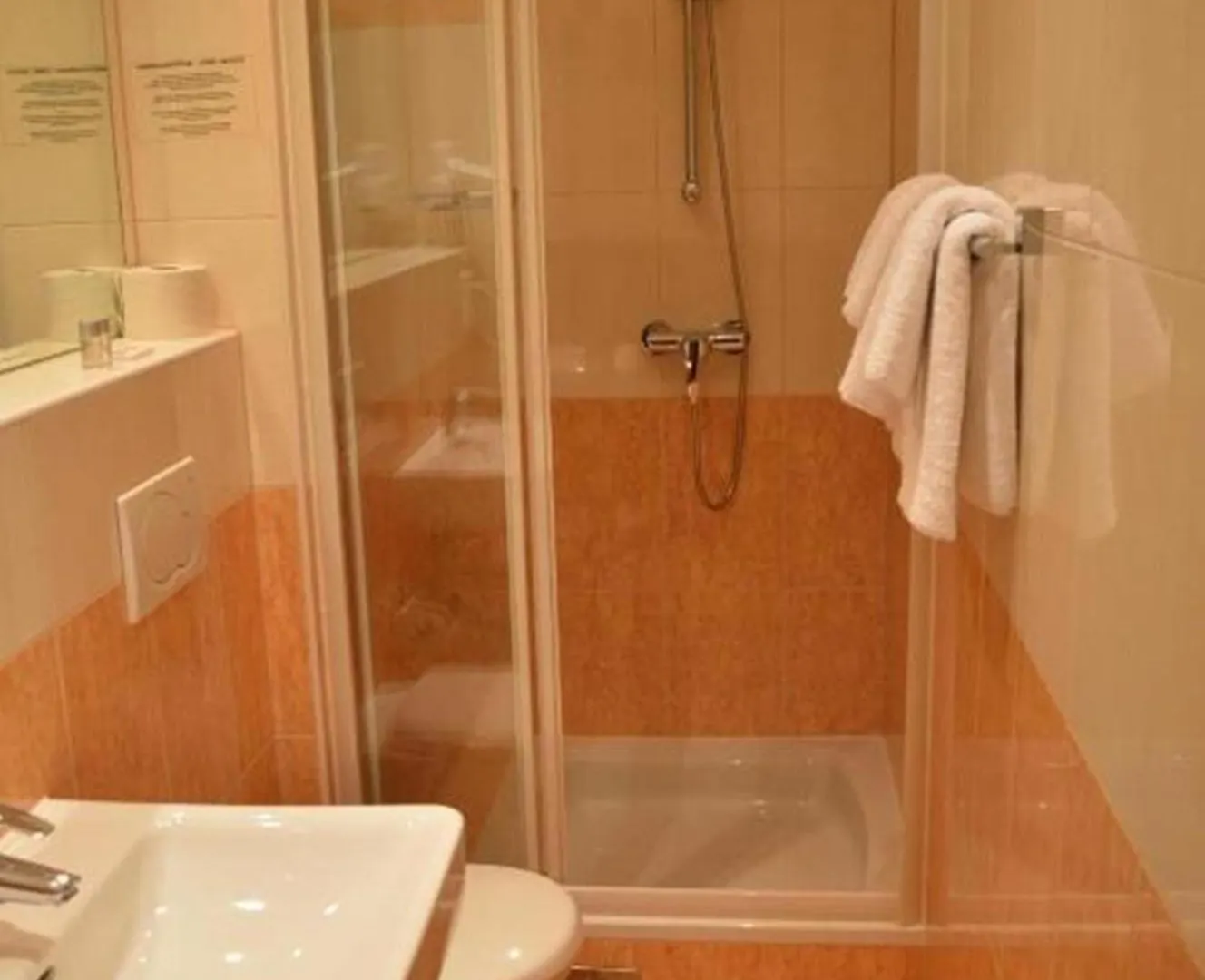 Hotel Pension Walzerstadt Vienna Bed & Breakfast