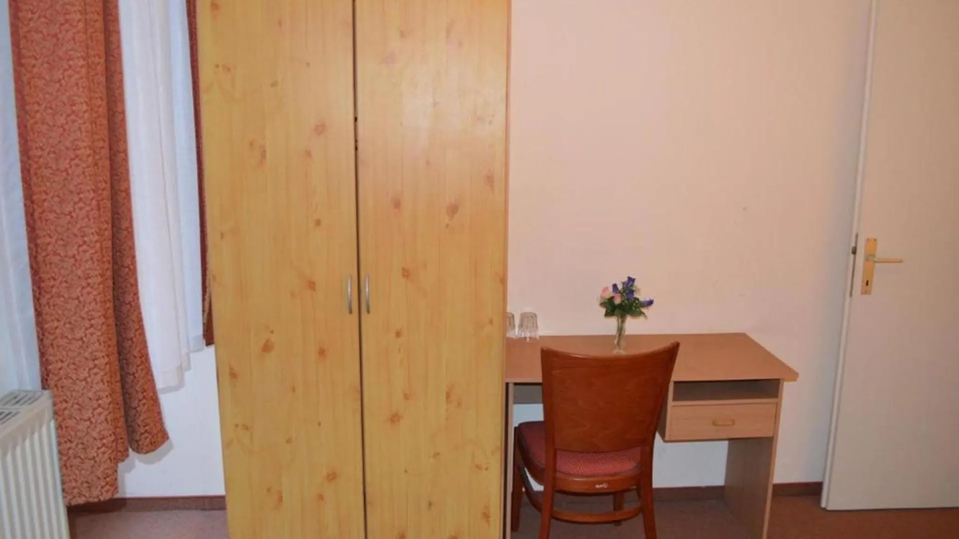 Hotel Pension Walzerstadt Vienna Bed & Breakfast