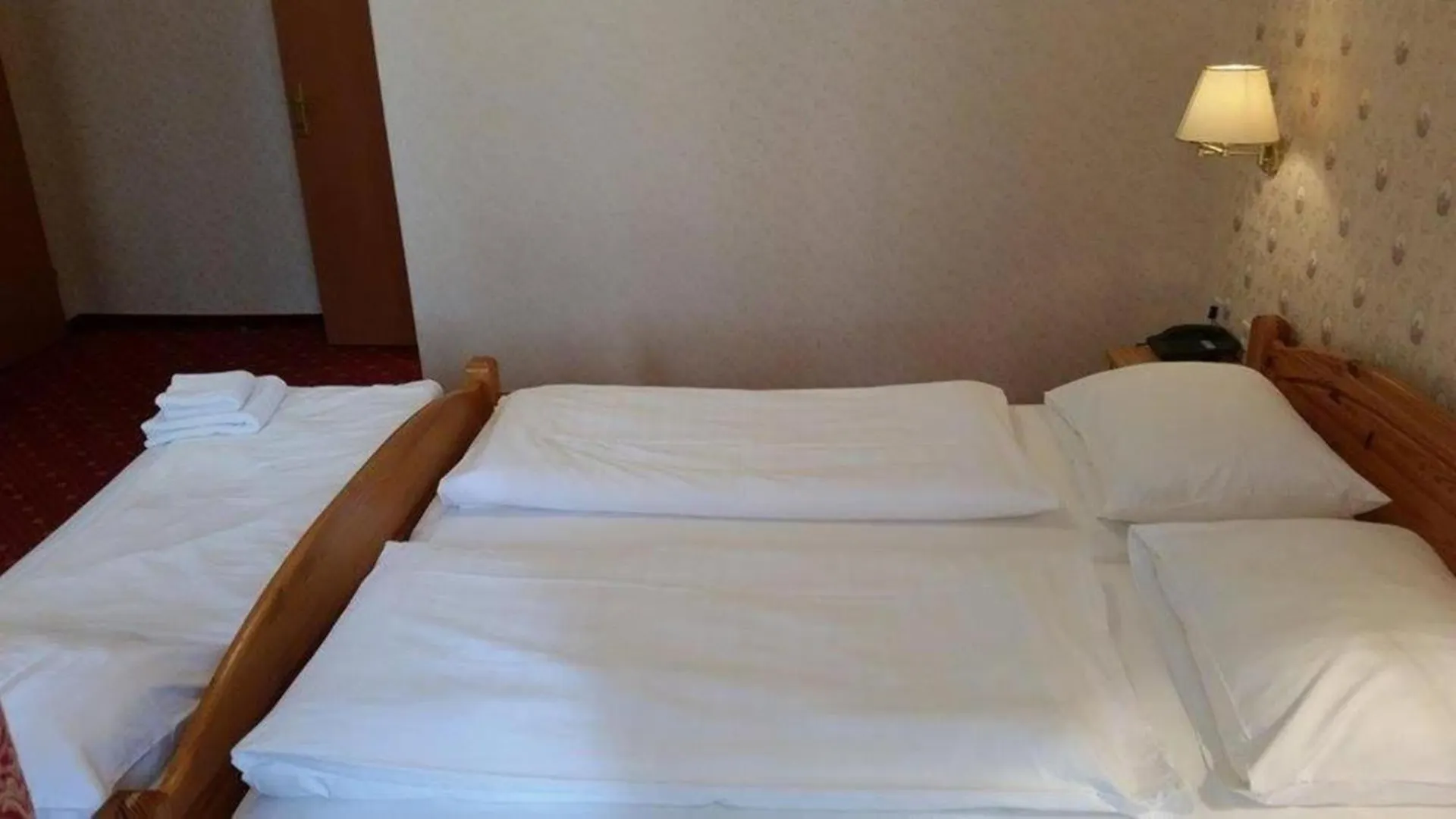 Hotel Pension Walzerstadt Vienna