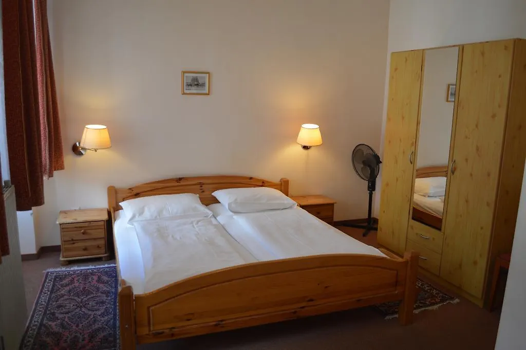 Hotel Pension Walzerstadt Viena Áustria