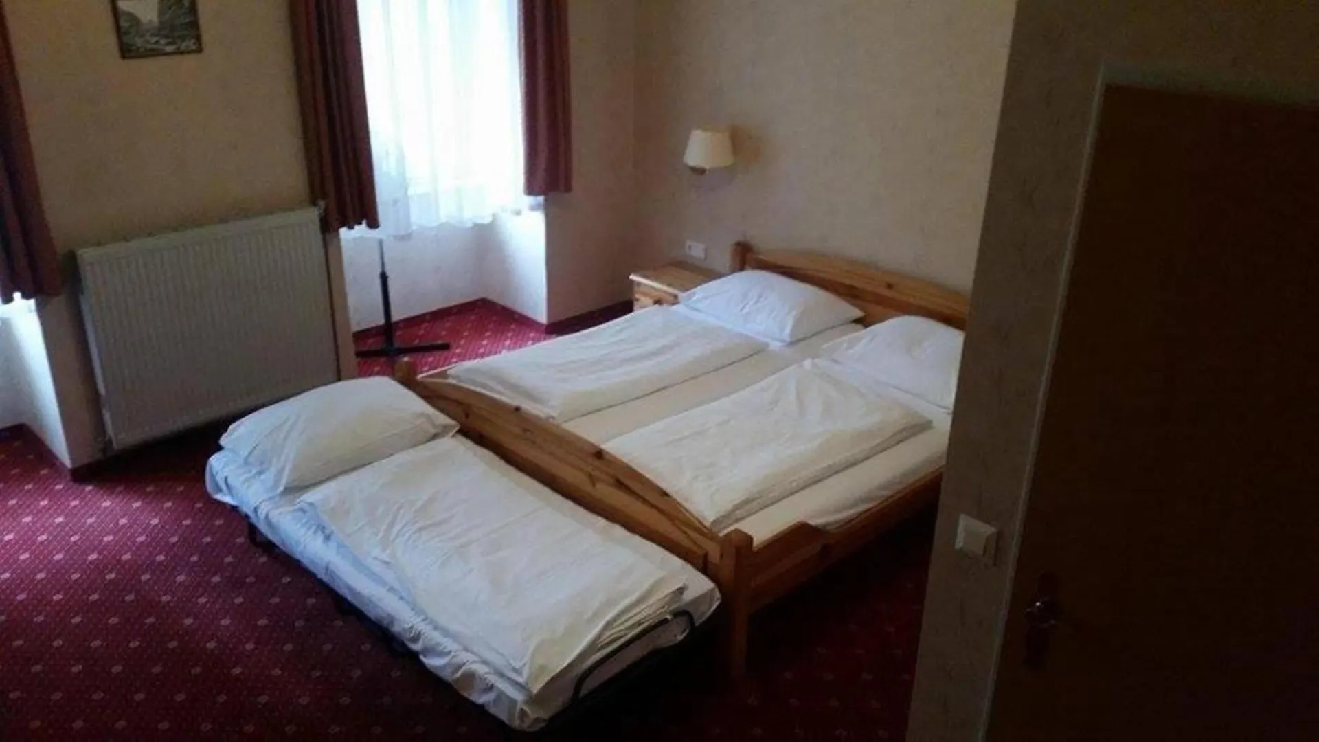 Hotel Pension Walzerstadt Viena Alojamento de Acomodação e Pequeno-almoço